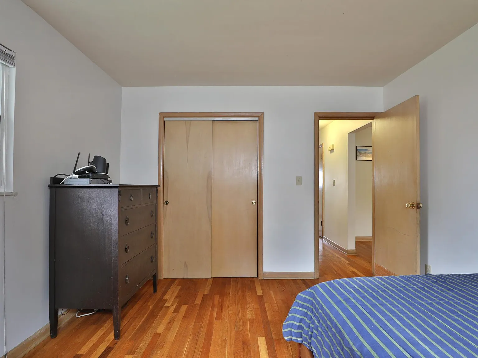 4 bed, 2313 sqft, $2,950 — Photo 3