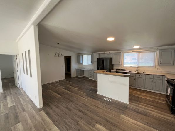 20908 E Deer Valley Ln