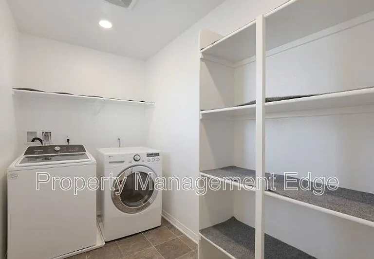30205 Chamonix Cir — Photo 16