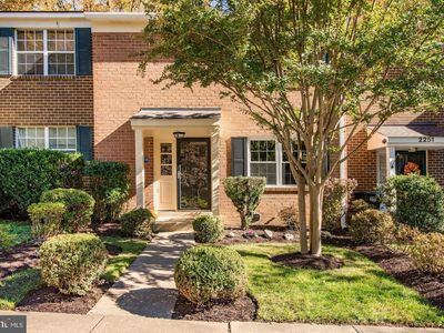 2249 Gunsmith Sq, Reston, VA, 20191
