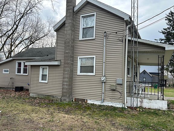 2nd image of 403 Walnut St