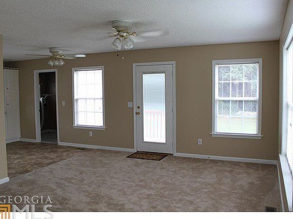 5th image of 80 Victoria Ln