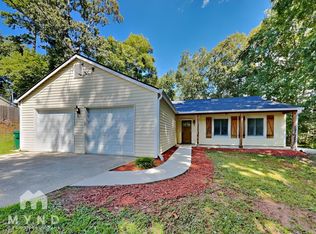 1902 Grant Ln, Woodstock, GA 30188