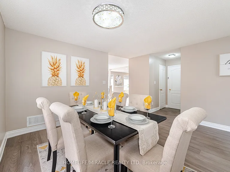 41 Beachpoint Blvd #UPPER — Photo 11