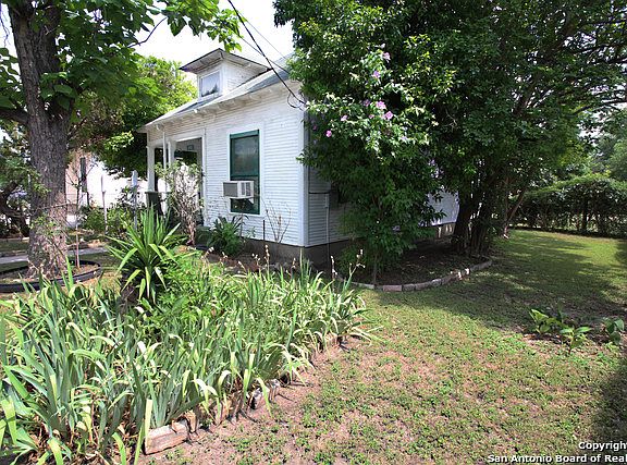 2nd image of 212 W Theo Ave