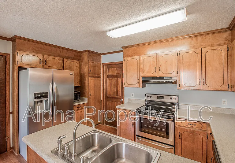 102 Ticonderoga Dr — Photo 8