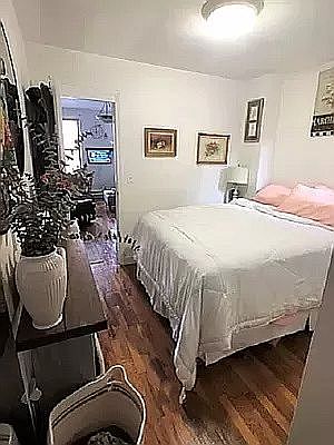 2nd image of 324 E 59th St #2CB