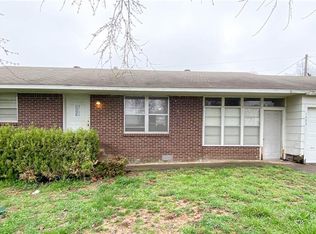 1488 Dixon Ave, Springdale, AR 72762