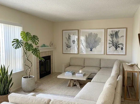 Loring St. (San Diego), 971 Loring St APT 3, San Diego, CA 92109