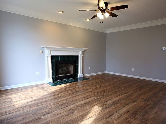 5th image of 6930 Yellow Oak Ln
