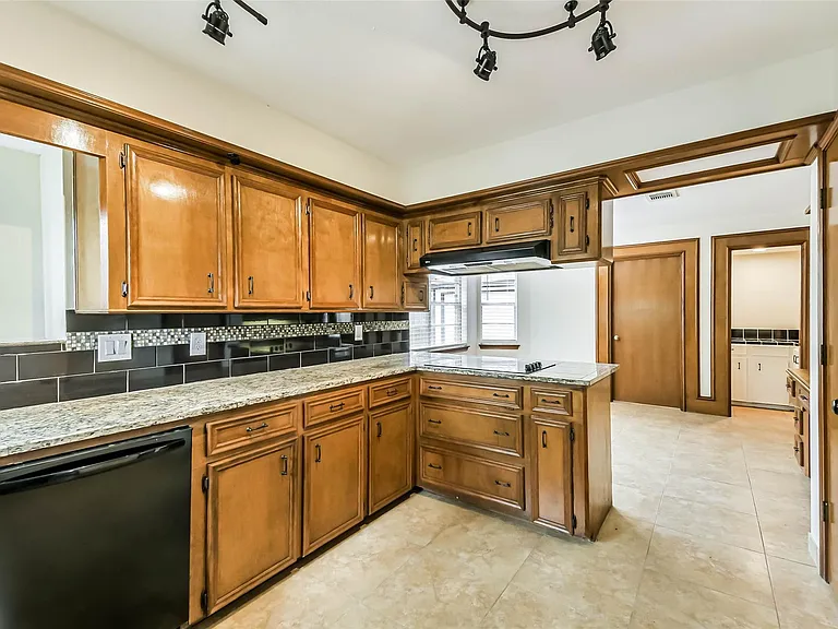 12910 Ivyforest Dr — Photo 16