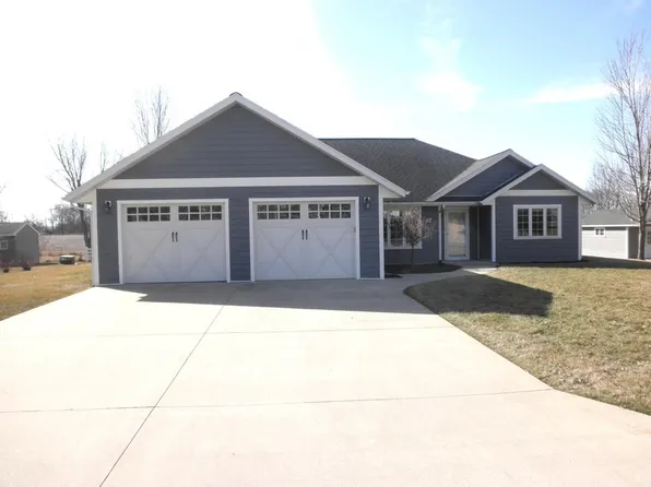7 Kirkwood Ct, Osage, IA 50461