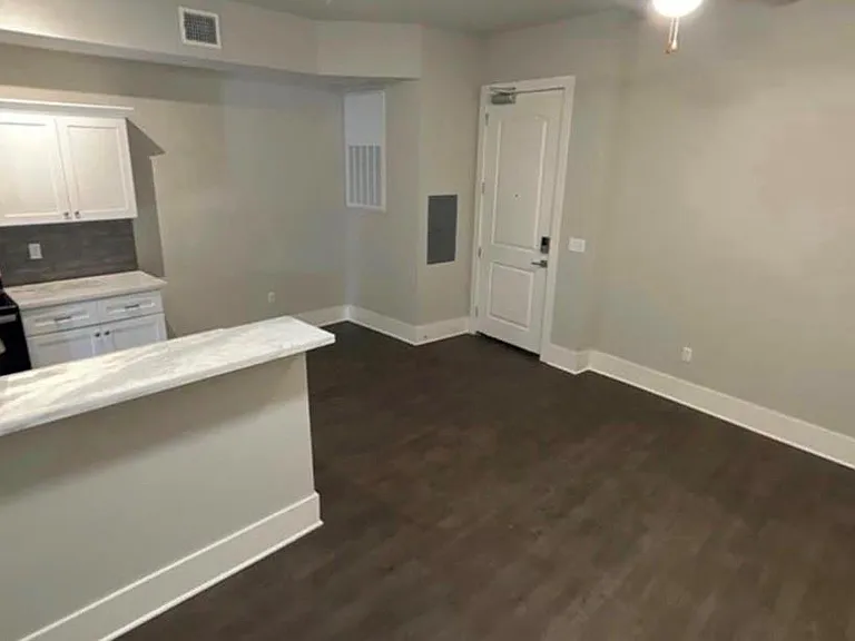 2727 Houston Ave #209 — Photo 3