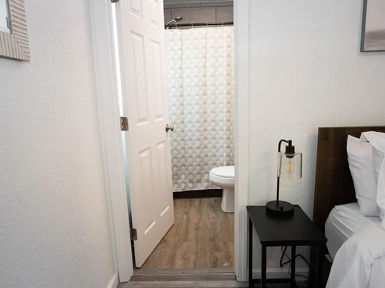 2032 Shamrock Dr — Photo 22