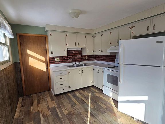 5th image of 332 Church Hill Road