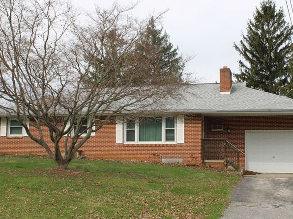 30 Woodland Dr
