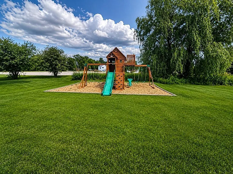 5 Horseshoe Ln — Photo 14