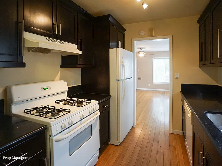 3786 10th Ave #HOUSE — Photo 3