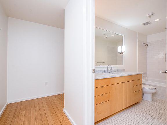 2nd image of 315 Rock St APT 1507