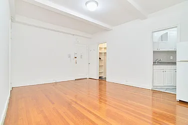 Rented by Living New York