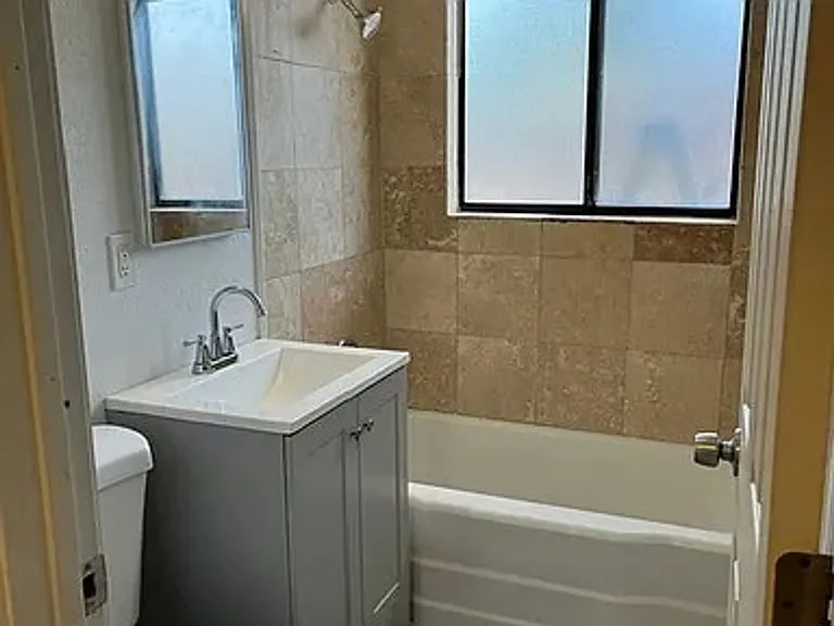 3910 Pacheco Blvd #11 — Photo 15