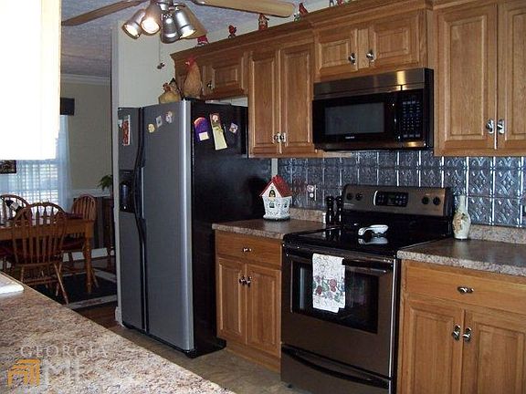 2nd image of 150 Woodcrest Dr