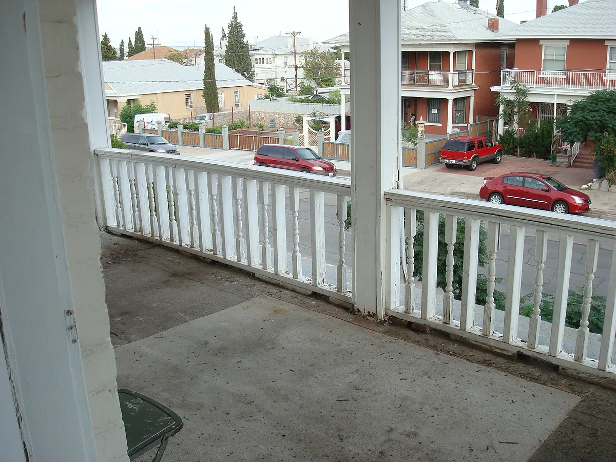 Building Photo - 1005 Arizona Ave #6