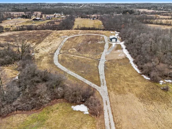 12135 N Adrian Hwy, Clinton, MI 49236