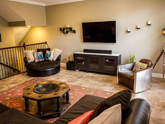 5th image of 3271 Estancia Ln