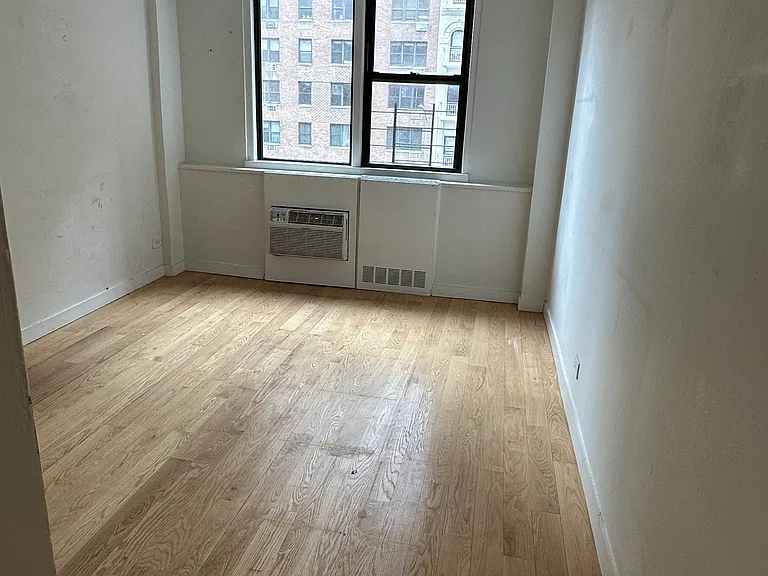 435 E 79th St #3F — Photo 9