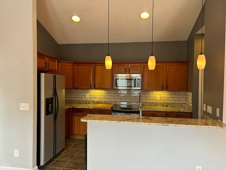 1643 N College Ave #2 — Photo 9