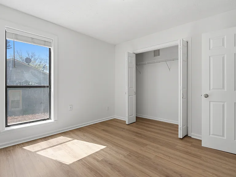 129 Sandalwood Cir — Photo 14