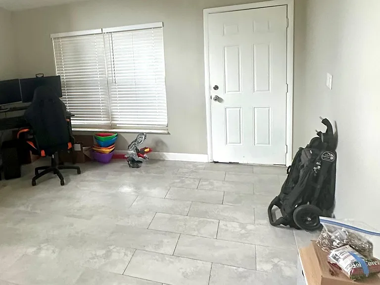 1903 Wizard Ct — Photo 5