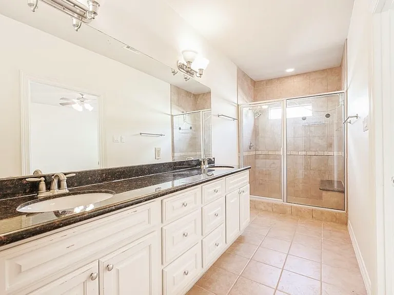 5345 Live Oak St — Photo 6