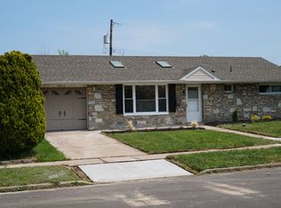 2510 Winton Dr, Bristol, PA