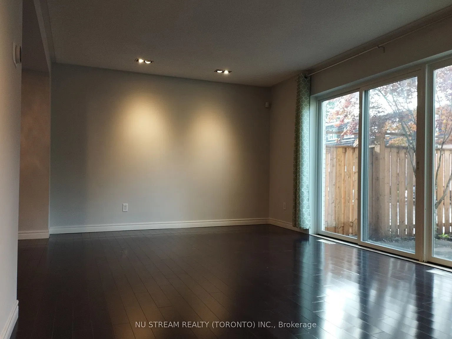 4 bed, $4,800 — Photo 2