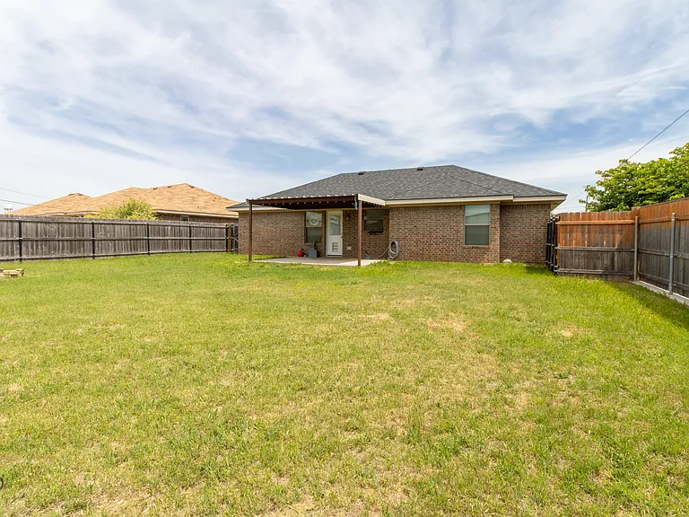 1218 Newman Ave — Photo 22