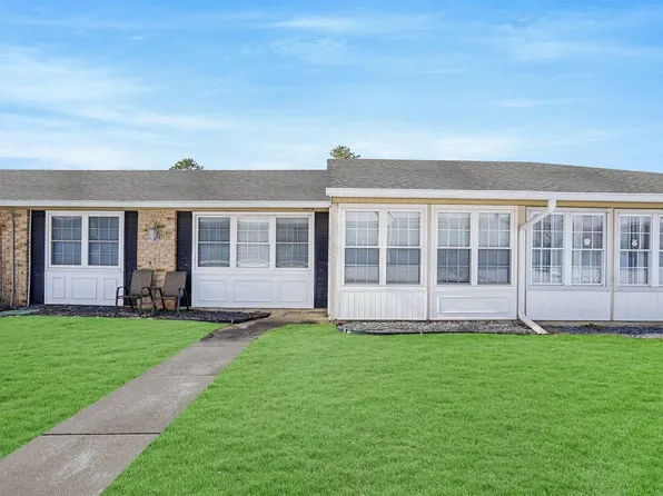 373 Woodbridge Drive #C, Ridge, NY 11961