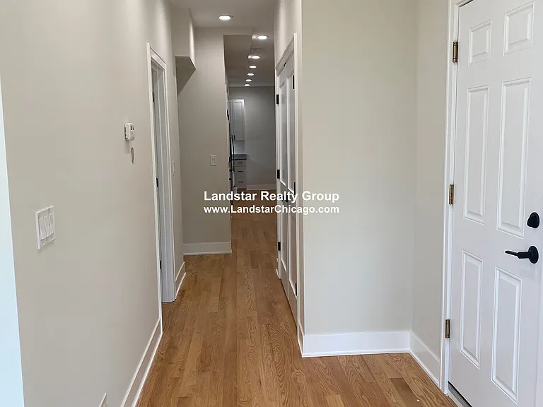 1055 W Pratt Blvd #2A — Photo 9