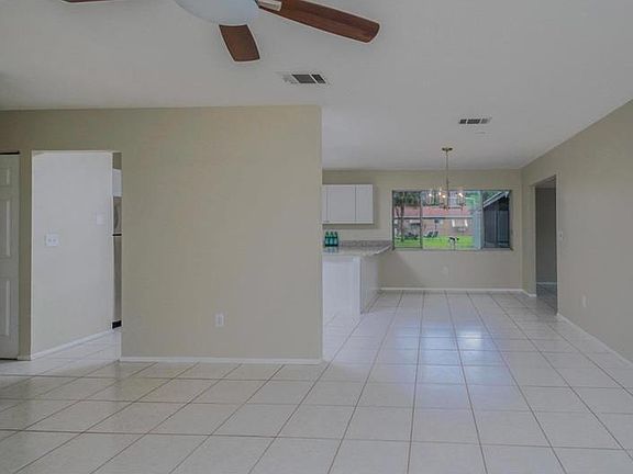 3rd image of 4467 Tollefson Ave