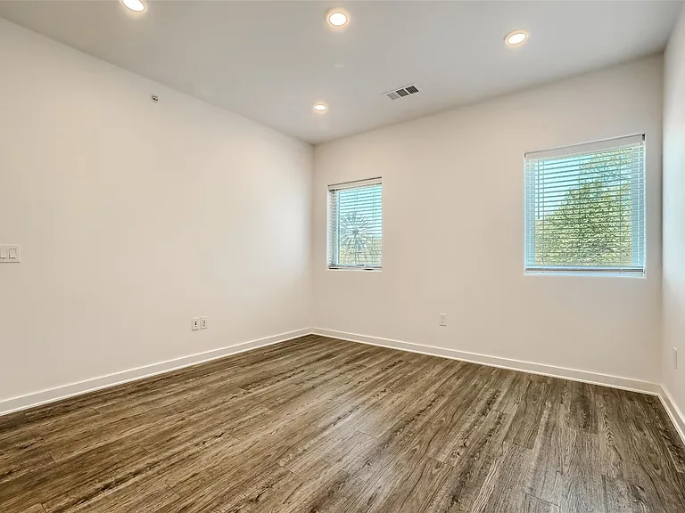 5924 S Congress Ave #62S — Photo 10