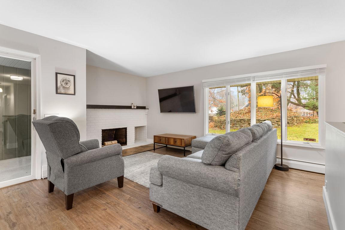 next background image