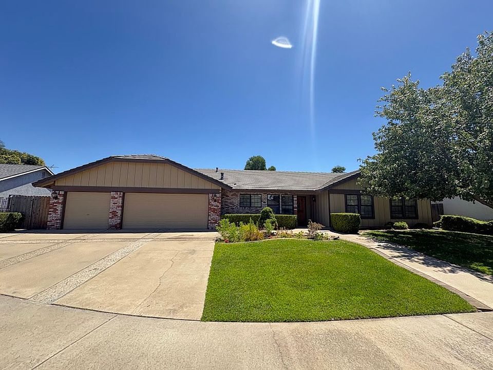 1st image of 762 Corvey Cir