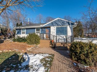 17530 Burnet St, Brookfield, WI 53045