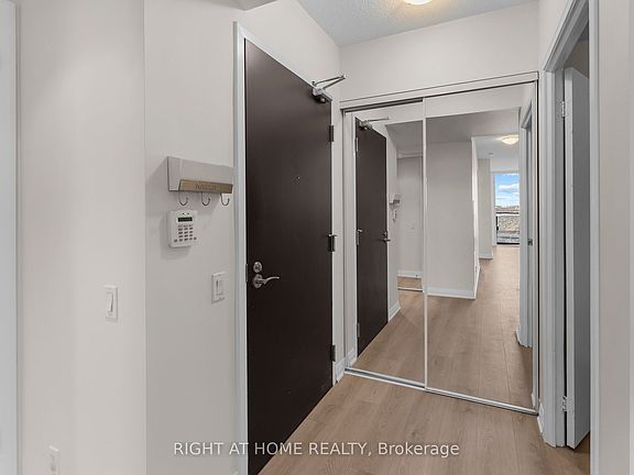 4th image of 5 Valhalla Inn Rd #2801