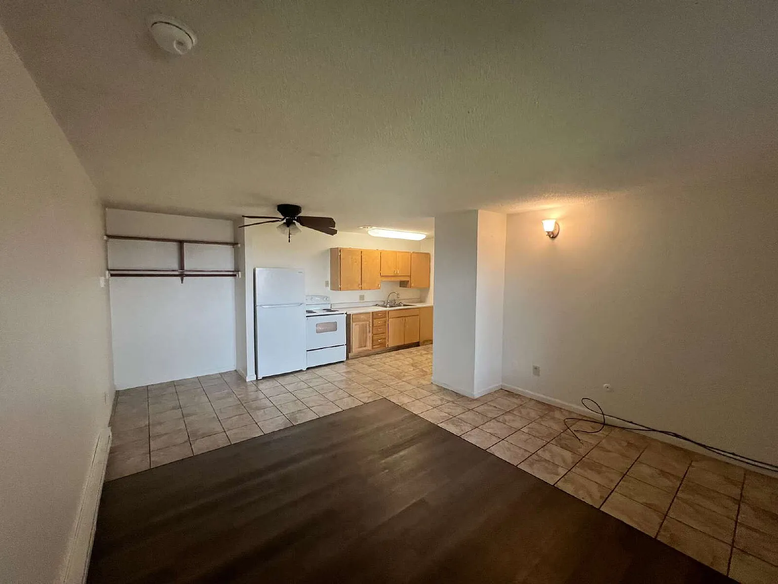 1 bed, 1.0 bath, $900 — Photo 1