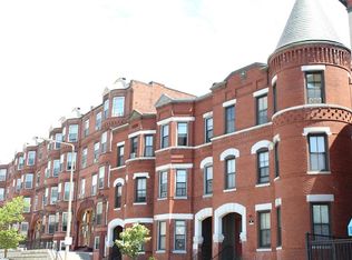 240 Warren St APT 504, Boston, MA 02119