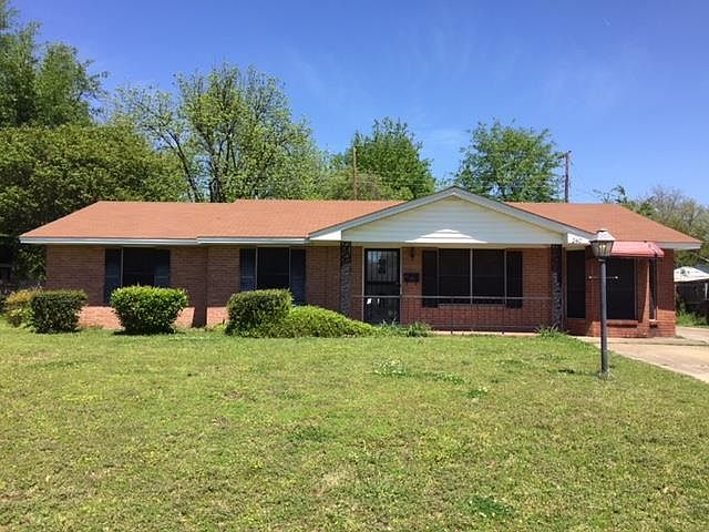 1st image of 240 Iris St