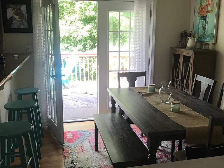 2384 E Drew Valley Rd NE — Photo 4