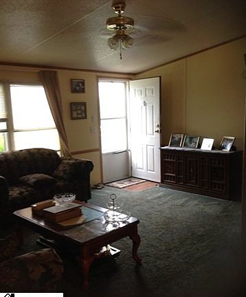2nd image of 9 Rolling Meadows Ave